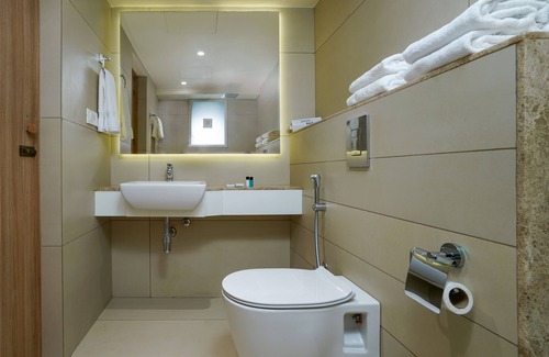 Shenoys Hotel | The Trios Hotel