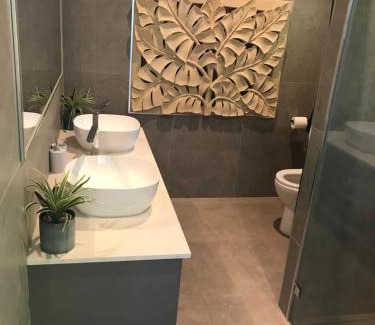Nightcliff House | The Tropical Sanctuary