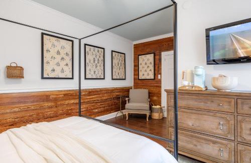 Key West Historic District Apartment | THE TRUMAN ROOM at Inn on Fleming Key West!