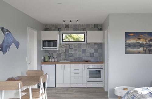 Te Anau Cottage | The Tui Studio - Te Anau Holiday Studio