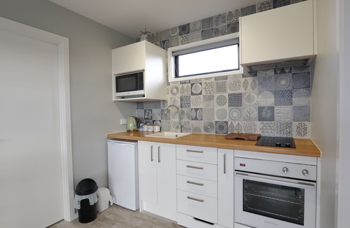 Te Anau Cottage | The Tui Studio - Te Anau Holiday Studio