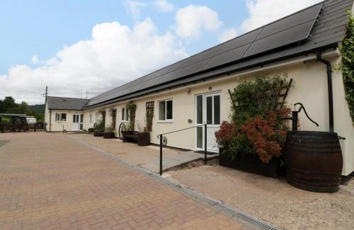 Moreton House | The Turbles - Wagtail