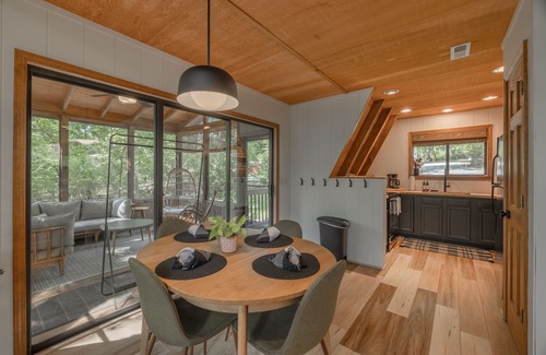 Wright City Ski Chalet | The Turrach Treehouse by Innsbrook Vacations!