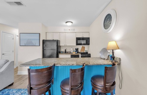 Gulf Shores Condo | The Turtle Nest: Location, Location Location!