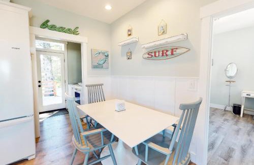 Nelscott House | The Turtle Nest