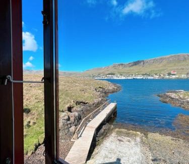 Faroe Islands House | The Ultimate Fjord-side Getaway