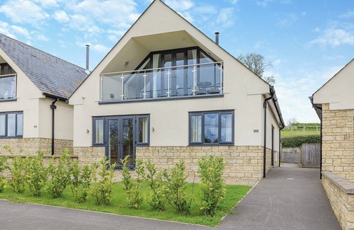 Middlezoy Cottage | The ultimate spacious and modern two storey cottage.
