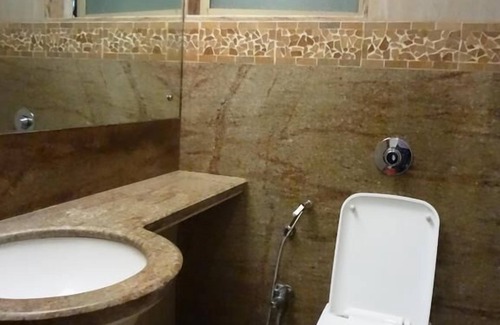 Khar Hostel | The UniContinental - Campus Accommodation