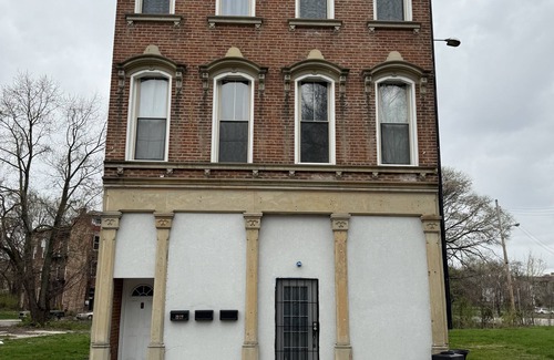 Over-the-Rhine Apartment | The Unique SPACIOUS Penthouse! Central location and Minutes from the stadium