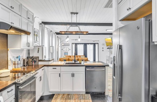 Wilmington Beach House | The Unsinkable Mary