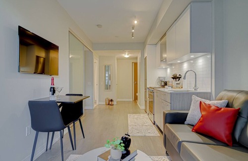 Garden District Hotel | The Urban Homestead by Instant Suites | Gym