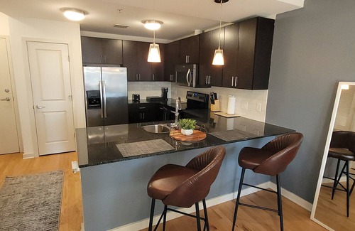 Home Park Apartment | The Urban Oasis in Midtown