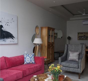 Green Park Apartment | The Urban Perch 3bhk Apartment with lift in South Delhi closest to India gate