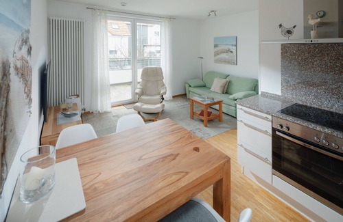 Norderney Apartment | The vacation apartment "Sonnendecks 2" is located in the house "Norderneyer Sonnendecks