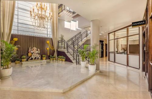 Katra Hotel | The Vaishnodevi Sarovar Portico
