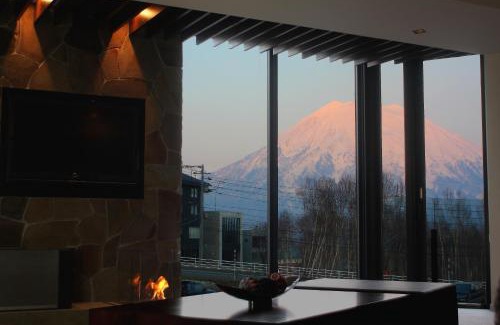 Hirafu Apartment | The Vale Niseko