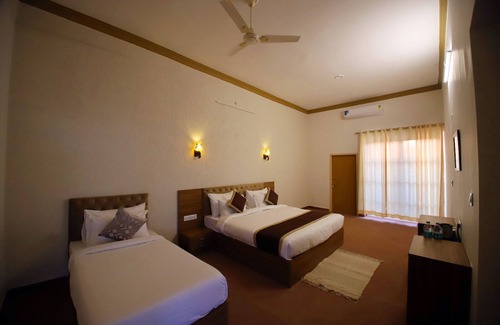 Sariska Hotel | The Vanashv