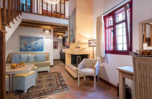 Varos Hotel | The Varos Residences Hotel