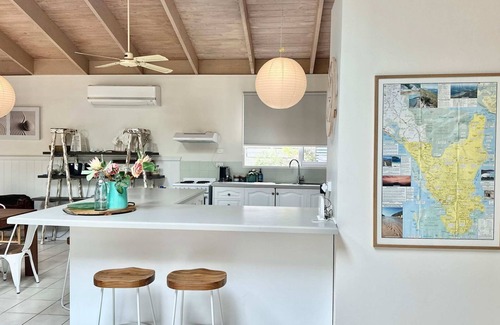 Sandy Point House | The Vibe Sandy Point Stay for 3 pay for 2 Sept to Oct
