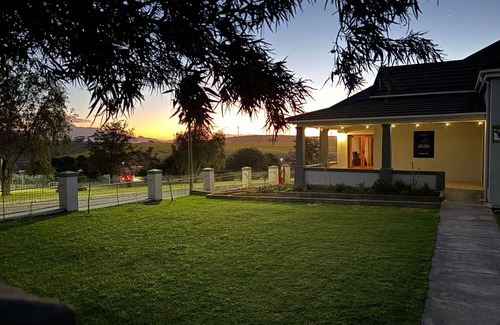 Caledon House | The View 7 De Villiers Street Caledon Overberg