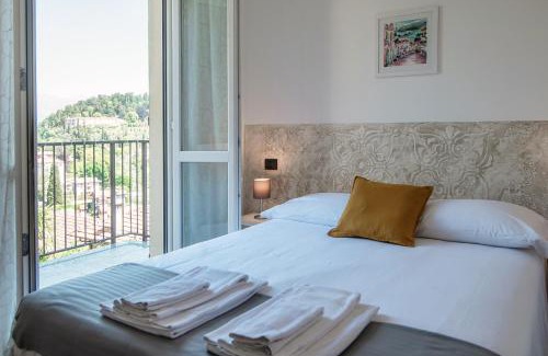 Bellagio Apartment | The view apartment 1