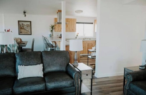 Milton-Freewater House | The View Around the Corner- Fresh Renovation