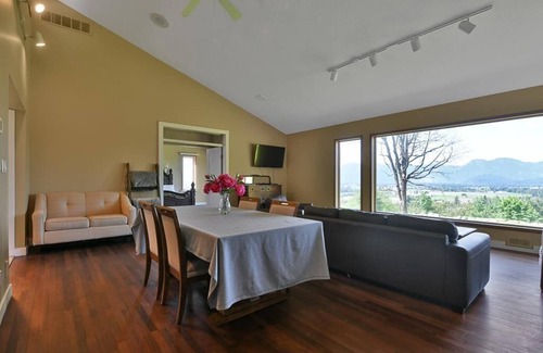 Eastern Hillsides House | THE VIEW BNB