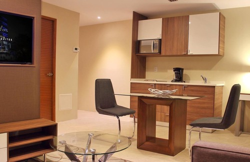 San Luis Potosi Apartment | The View Hotel By Covalia