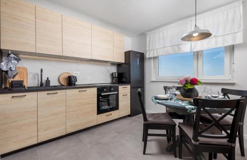 Rijeka Apartment | The View