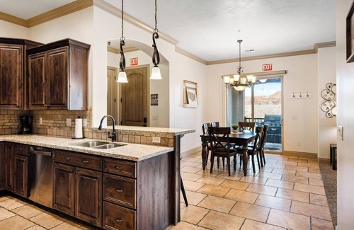 St. George Condo | The View Resort Amenities & Epic Views!