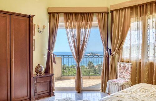 Lucice Villa | The view villa