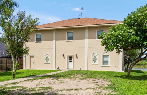 Rio Hondo Villa | The Villa at Arroyo City