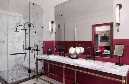 Yountville Villa | The Villa at The Estate Yountville – 5 Bedrooms, Outdoor Pool & Hot Tub