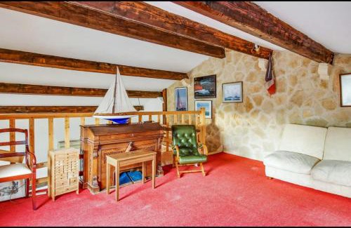 Montaud Villa | The Villa Montaudoise- Calm and nature with the family!
