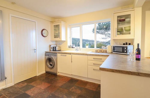 Harlech Cottage | THE VILLA, pet friendly, with a garden in Harlech