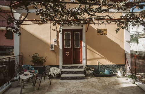 Benitses Cottage | The Village Cottage (with private patio garden) Edit