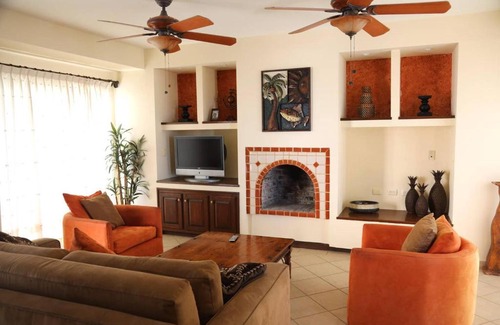 Las Conchas Villa | The Village in Las Conchas