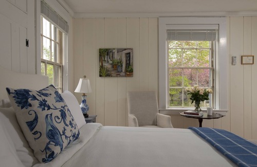Yarmouth Port Bed & Breakfast | The Village Inn Cape Cod