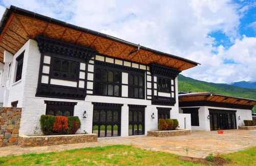 Bumthang Hotel | The Village Lodge Bumthang