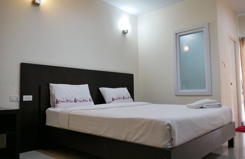 Phitsanulok Hotel | The Village Phitsanulok