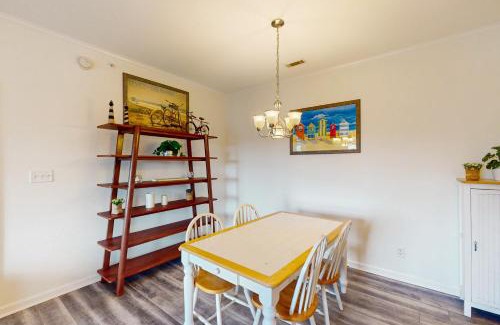 Villages of Five Points Apartment | The Villages of Five Points - 17059 S Brandt St. Unit 3306