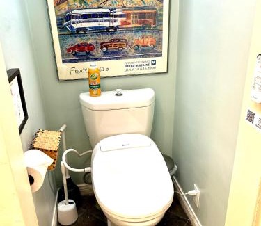 North Hollywood House | The Vine Studio City - CAL KING - Private Entrance