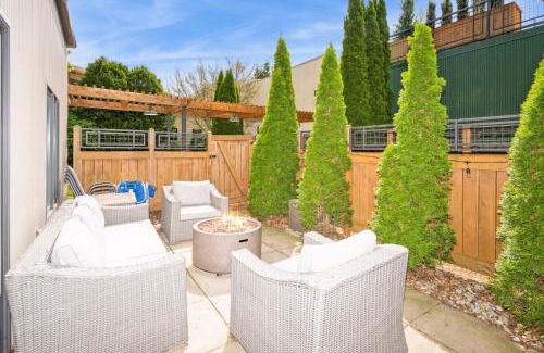 Shorewood-Tower Hills-Harbert House | The Vineyard Loft