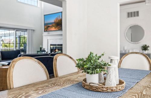 Shorewood-Tower Hills-Harbert House | The Vineyard Loft