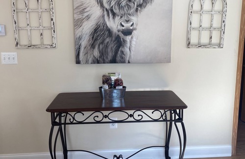 Aldie House | The Vineyard View @M&M Farm