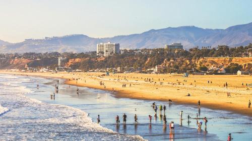 Wilshire Montana Apartment | The violet-Santa Monica highrise beach front&view