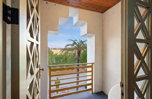 Loughman House | The VIP Hollywood Experience