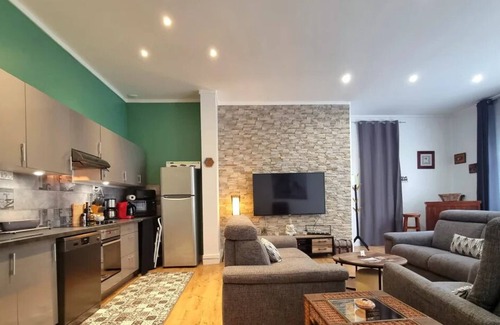 Honfleur Apartment | The Wall | City Center | Terrace & Parking | 4 Guests