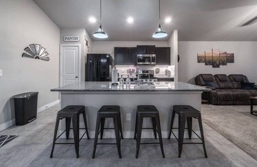 Lubbock House | The Wander Inn - 3BR/2BA - New Construction