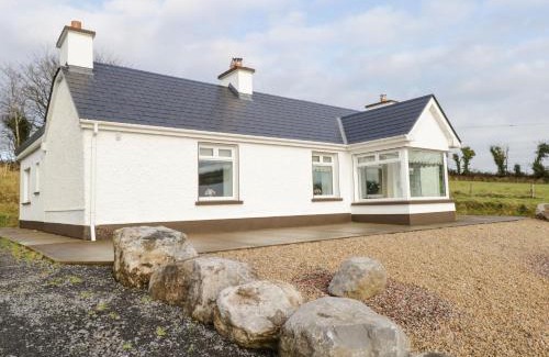 Ballyroddy House | The Water's Edge